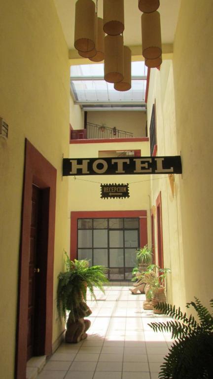 Hotel Casa Morena Альенде Экстерьер фото